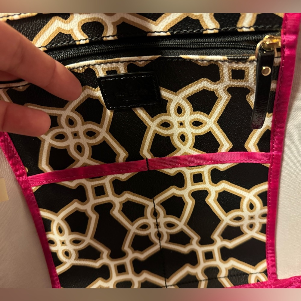 Kate Spade tote. Black with white/tan design. Snap closure. Excellent condition - Picture 7 of 14